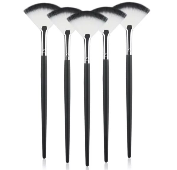 Facil-Fan-Brush-For-Facia-Treatments-beauty-supply-Store-Brows-Boutique-Auckland-NZ